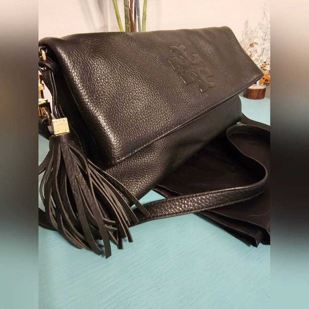 Tory Burch Thea Foldover Crossbody Bag - Picture 3 of 14